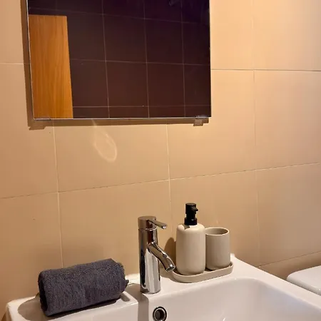 Bright Stylish Duplex With A Private Roof Terrace Lisboa